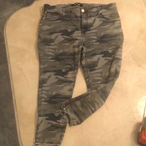 Express Camouflage Ankle Jeans 16 Short
